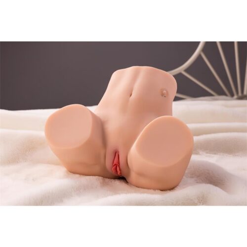 Maya Masturbator with Vibration and Sucking Efect 4.5 kg